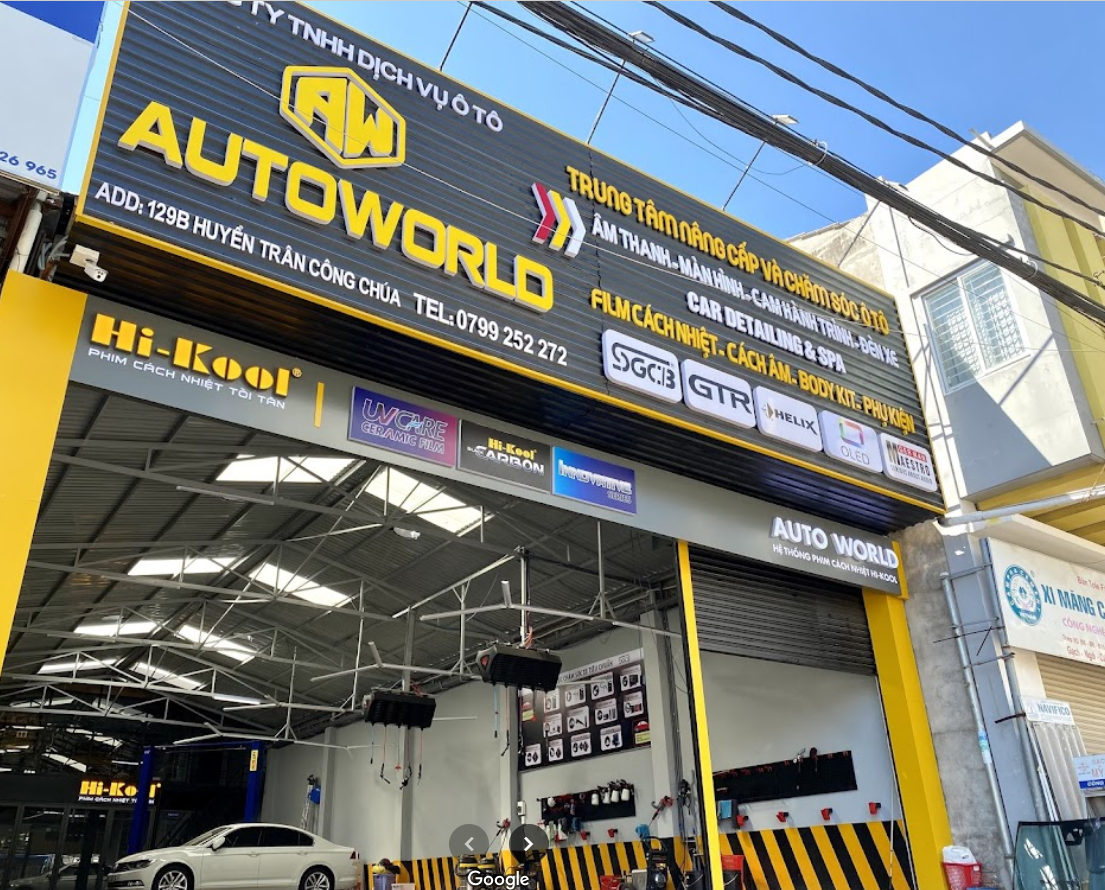 Auto world